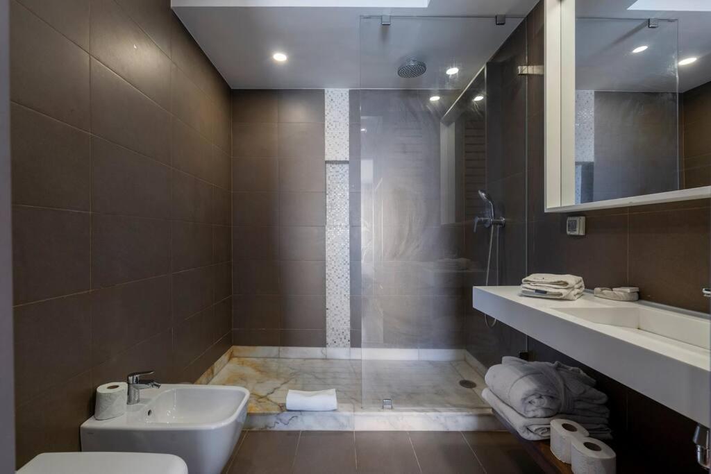 Luxury Apartment At Corniche , Seaview Close Beach Casablanca Exterior foto